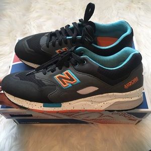Men’s new balance size 9.5 never worn out of house